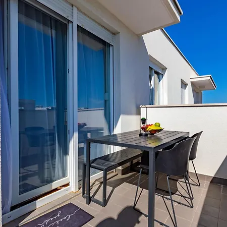 Maraschino 2Br Apt Balcony Garage And Bbq Zadar Exterior photo