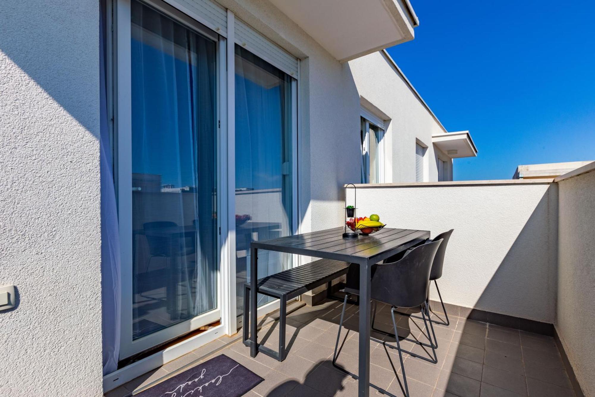Maraschino 2br Balcony Garage And Bbq Apartman *